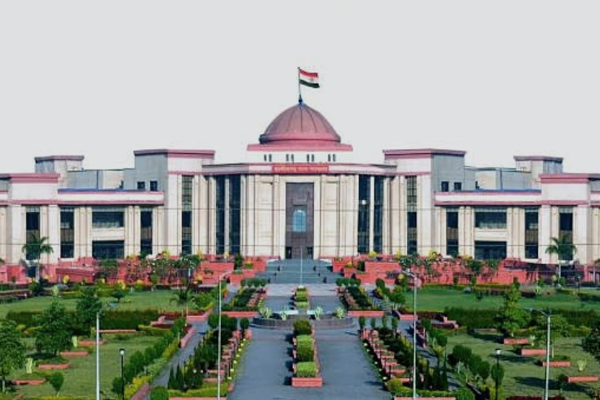 Can a Christian Hold a Prayer Meeting at Home? Chhattisgarh High Court Says No Law Stops Them